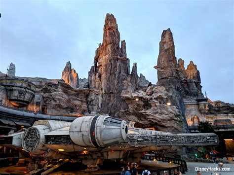 Star Wars Galaxy's Edge Review: An Honest Expert Review!