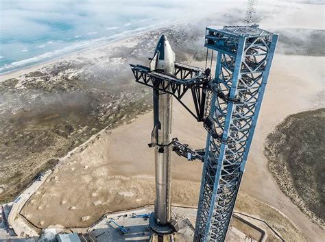 SpaceX’s Starship completes first full test flight