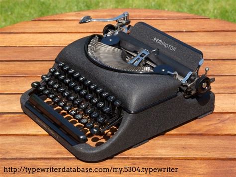 1941 Remington Portable 5 on the Typewriter Database