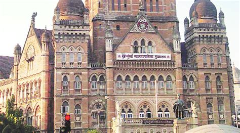 To avert flooding, BMC plans to construct 28 floodgates at Mithi river | Mumbai News - The ...