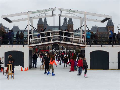 Ice skating in Amsterdam | Frozen canals & ice skating rinks ...