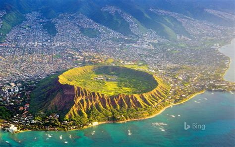 Aerial View Of Diamond Head, O'ahu, Hawaii | Island wallpaper, Oahu ...