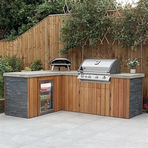 10 Small Outdoor Kitchen Ideas