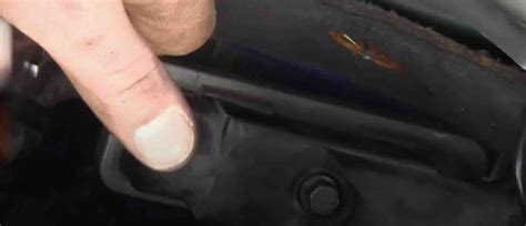 PCM Meaning in Car, Signs of a Bad PCM, Replacement Cost & How to Replace - AutoVFix.com