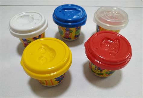 TO CLEAR! $10 Crayola Big Bucket Play Dough set, Toys & Games, Others on Carousell