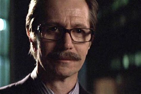 Gary Oldman biography, birth date, birth place and pictures