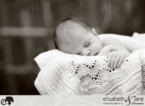 Hello World! · Ottawa Baby Photographer · elizabeth&jane photography