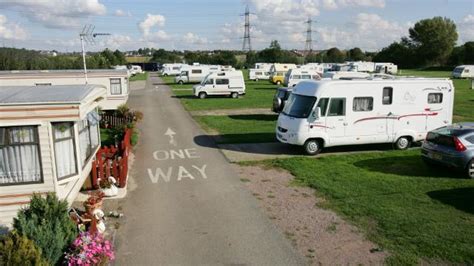 Lee Valley Camping and Caravan Park - Caravan & Campsite - visitlondon.com