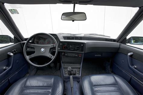 The BMW 635 CSi, year of manufacture - Interior (07/2011).