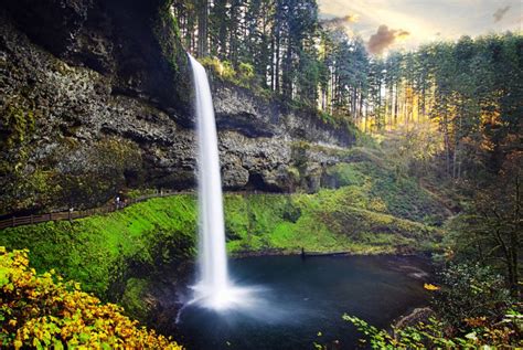 Top 10 Landmarks in Oregon | RVshare