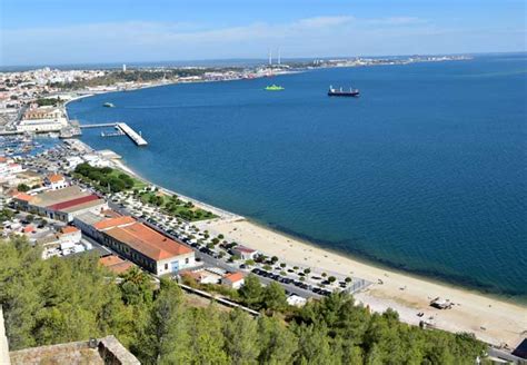 Setubal beaches and beach guide