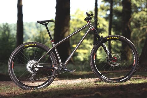 8 mountain bikes setting the trend for 2023 and beyond - BikeRadar