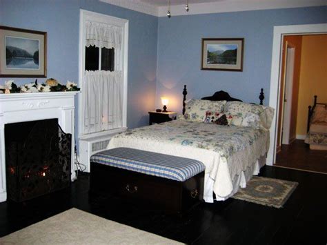 Edgarton Inn and Bed & Breakfast Walk up the brick drive outlined by floral gardens and ancient ...