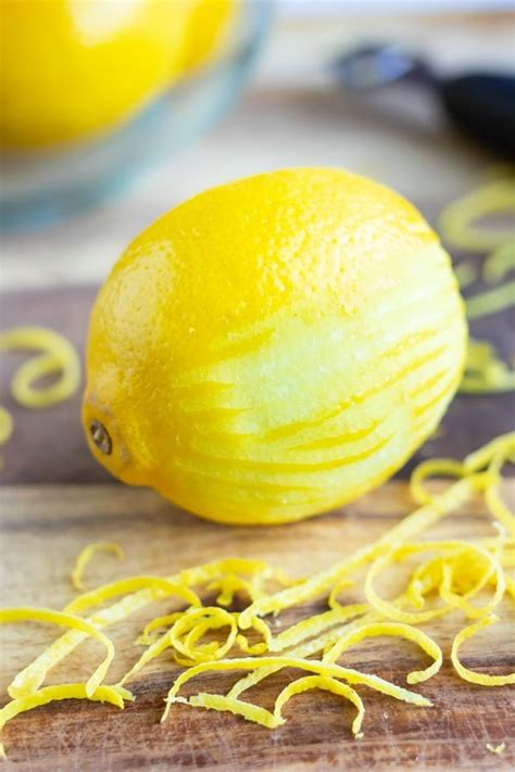 How to Zest a Lemon (5 Easy Ways!) - Evolving Table | Recipe | Fresh lemon zest, Lemon recipes ...