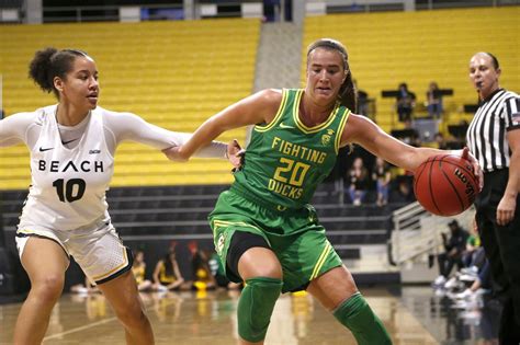 Sabrina Ionescu leads Oregon Ducks women’s basketball to blowout of ...