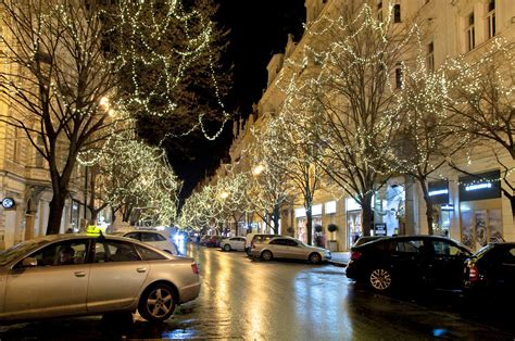 Pařížská Street, Prague Shopping