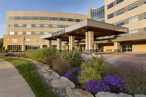 Mayo Health System in Eau Claire, Wis. | 100 Great Community Hospitals 2015