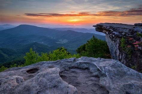 Hike the Appalachian Trail to Virginia's McAfee Knob