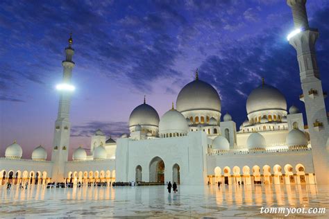 4 Must Visit Abu Dhabi Attractions & Travel Guide - Tommy Ooi Travel Guide