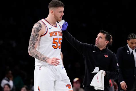 Knicks’ Isaiah Hartenstein taking center stage - Total News