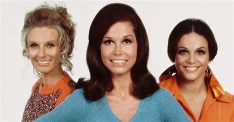 Mary Tyler Moore Show Theme Song Lyrics Quiz - By mightyhero