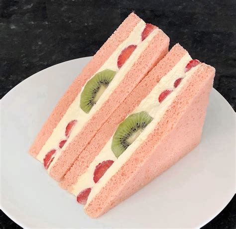 Japanese style fruit sandwich cake : r/JapaneseFood