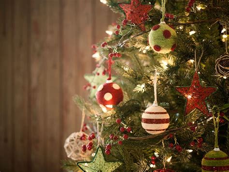 How Did the Tradition of Christmas Trees Start? | Britannica