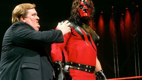 10 Fascinating WWE Facts About Kane