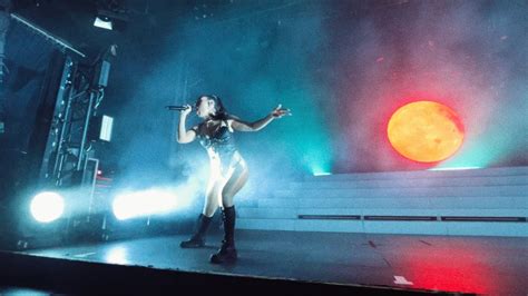 Charli XCX: Crash Live Tour Madrid (Full Concert) - YouTube