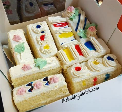 The Baking Biatch || by Cynthia Lim: Old fashioned cake (slices) with homemade piping jelly