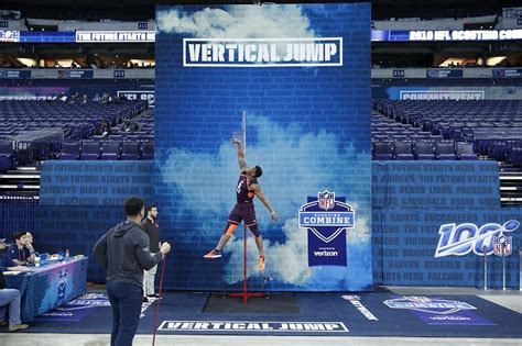 10 NFL players with the highest vertical jumps