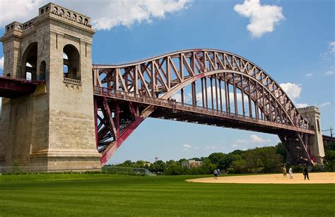 Randall's Island Park: A New York, NY Venue.