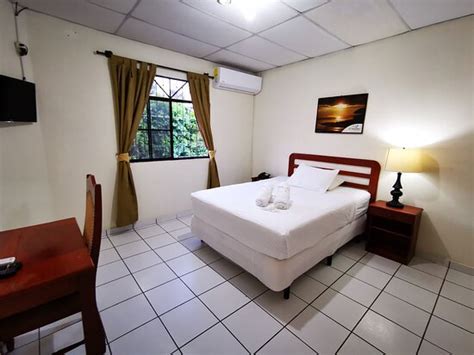 HOTEL ARMONIA HOSTAL (San Salvador) - Hotel Reviews, Photos, Rate Comparison - Tripadvisor