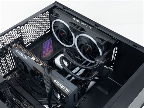 Fractal Design Focus 2 RGB Review - Assembly & Finished Looks | TechPowerUp