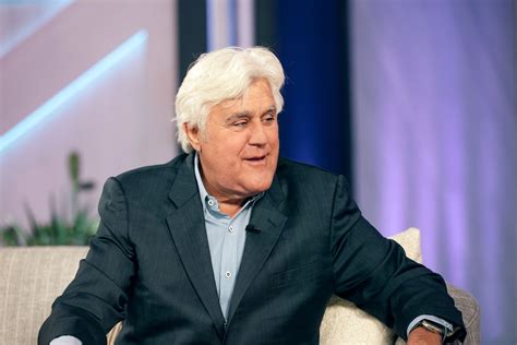 Jay Leno Debuts His ‘Brand New Face’ After Suffering Third-Degree Burns ...