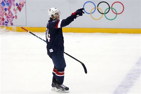 Winter Olympics 2014: T.J. Oshie the shootout hero in Team USA's 3-2 win - SBNation.com