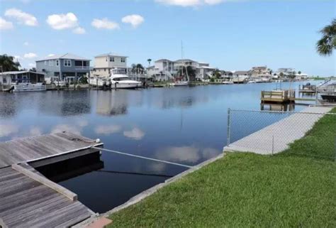 Hernando Beach, Florida: Every Home Is Waterfront