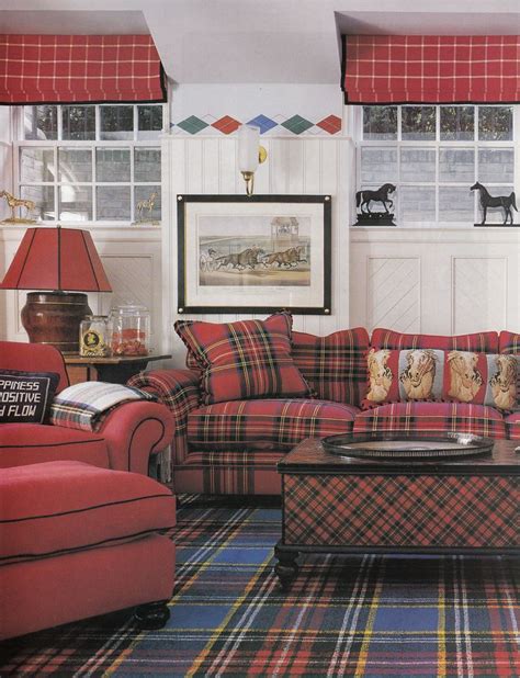 Classic and Lovely Plaid Home Decorating Trend for 2024 - Pretty Designs