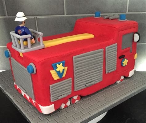 Fireman Sam, Jupiter, fire engine cake | Fireman sam, Fireman sam cake, Fire engine cake