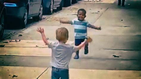 Toddler Besties Share Huge Hug on Sidewalk - YouTube