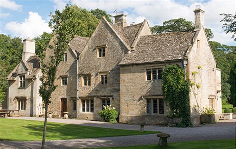 Splendid country houses for sale in the Cotswolds - Country Life