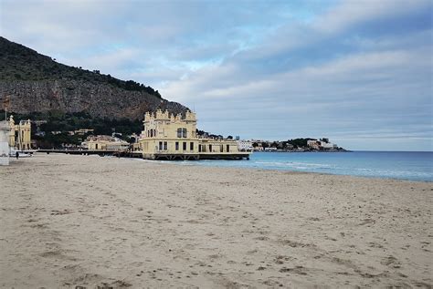 Palermo beaches - Sicily Guide 2020 | Excursions Sicily