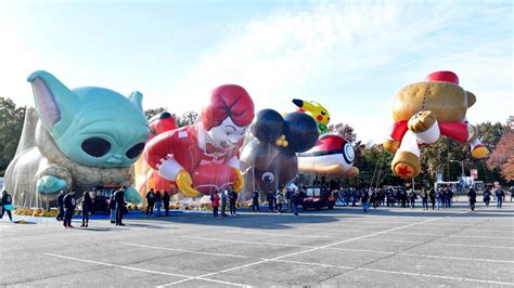 The Biggest Macy's Thanksgiving Day Parade Fails