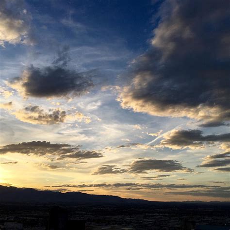 Little fluffy clouds #sunset #goldenhour #clouds #sky #las… | Flickr