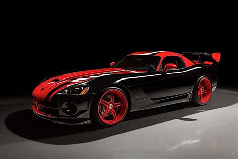 Black and Red Dodge Viper ACR 1:33 Goes for the Highest Bid in ...