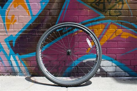 How To Set Up Tubeless Tires On Your Bike - Femme Cyclist