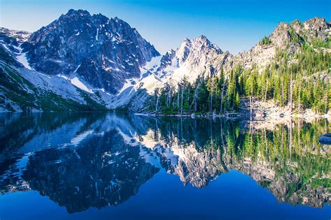 Photos Washington USA Colchuck Lake Colchuck Peak Cascade Range