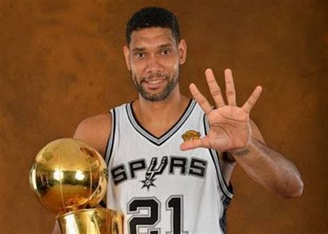 How many rings does Tim Duncan have?