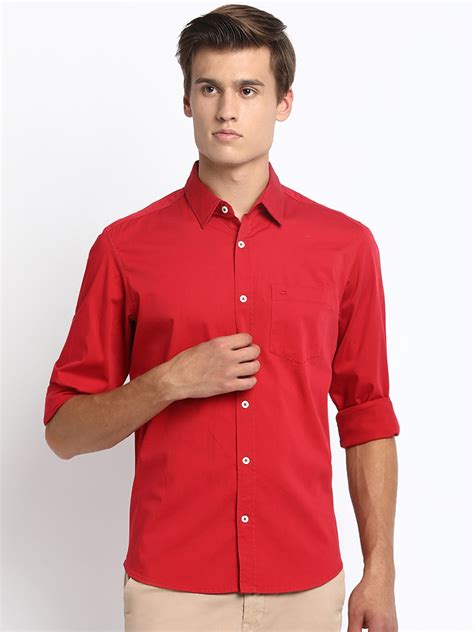 Buy Basics Men Red Slim Fit Solid Casual Shirt - Shirts for Men 13145854 | Myntra