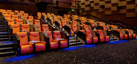 IPIC Theaters - The Ultimate Theater Experience